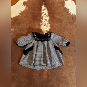 Bow Age vintage dress 
size 12 month 
Navy and white